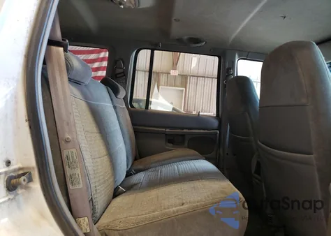 1996 Ford Explorer из США, поврежденный, VIN 1FMDU34X9TZA01402